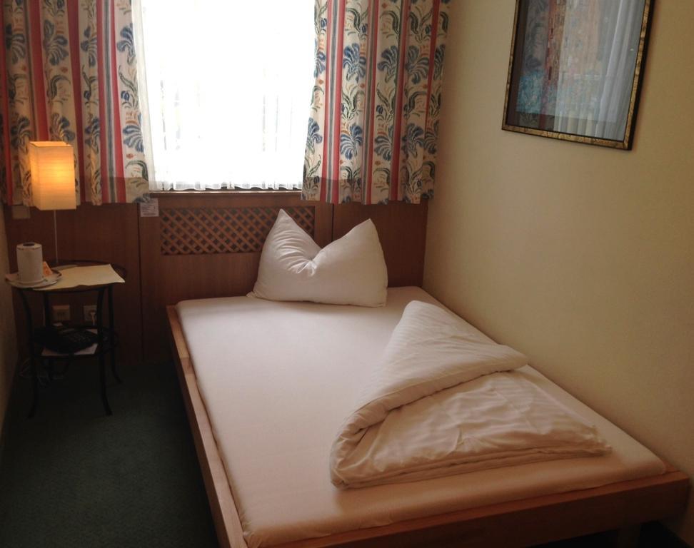 Hotel Pension Alte Muehle Klosterneuburg Pokój zdjęcie